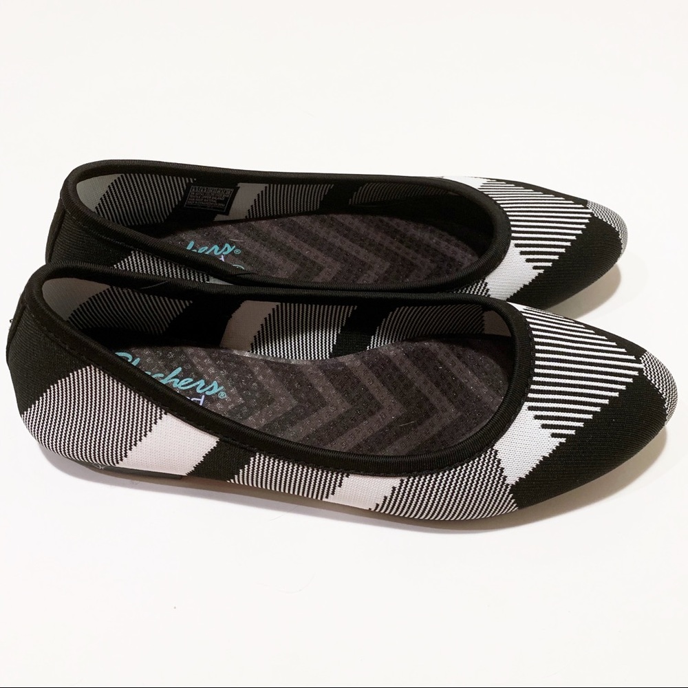 Women’s Sketchers Ballet Flats